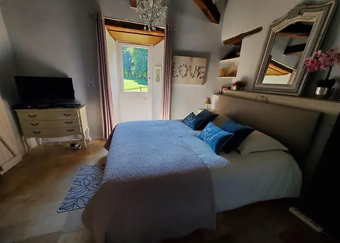 Maison Climatisee Avec Jacuzzi A 10 Min De Sarlat